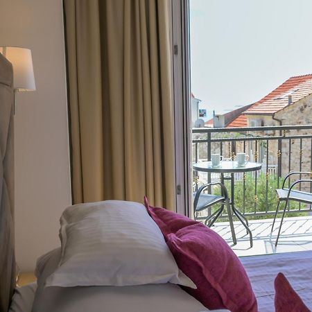 Hotel Fortuna Milna  Eksteriør billede