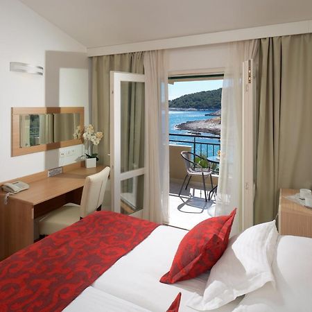 Hotel Fortuna Milna  Eksteriør billede